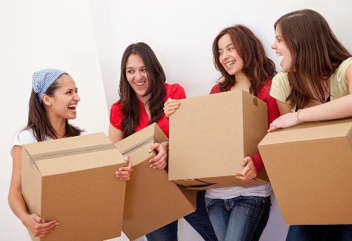 Secure short-term storage units in Kenley for temporary belongings