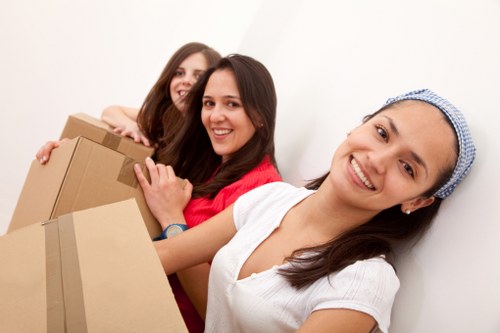 Practical furniture storage service for nearby Kenley properties and businesses