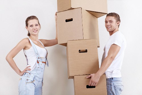 Household moving planning and packing in Kenley